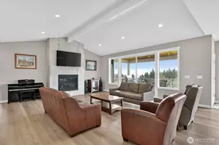 1409 Vlg Hts Pl, Camano Island, WA 98282 - Photo 5