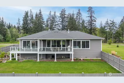1409 Village Heights Place, Camano Island, WA 98282 - Photo 25
