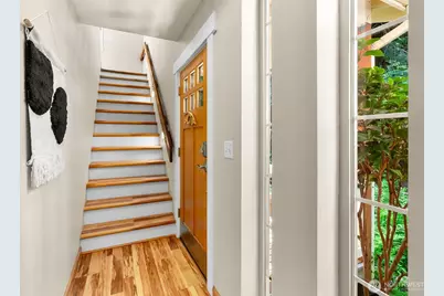 11837 Venice Loop NE, Bainbridge Island, WA 98110 - Photo 5