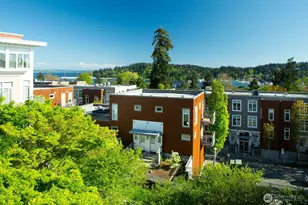 170 Harbor Square Loop NE, Bainbridge Island, WA 98110 - Photo 21