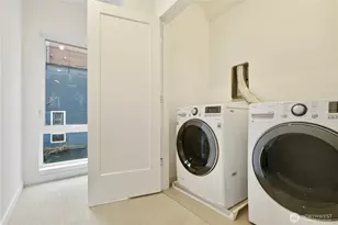 7433 A 4th Ave NE, Seattle, WA 98115 - Photo 13