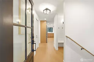 4705 119th Ave SE, Bellevue, WA 98006 - Photo 5