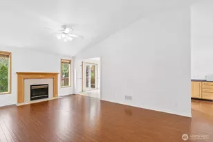 3011 12th St Pl SW, Puyallup, WA 98373 - Photo 9