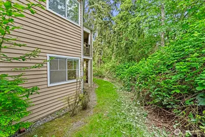 5300 Harbour Pointe Boulevard #306H, Mukilteo, WA 98275 - Photo 9