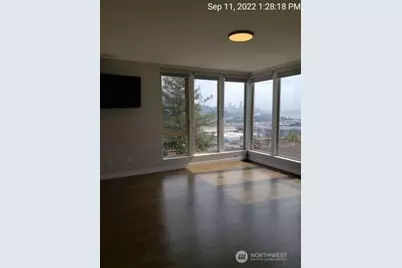 2337 W Plymouth Street, Seattle, WA 98199 - Photo 9