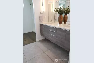 2337 W Plymouth Street, Seattle, WA 98199 - Photo 21