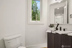 1906 223rd Ave SE, Sammamish, WA 98075 - Photo 23