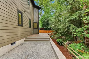 1906 223rd Ave SE, Sammamish, WA 98075 - Photo 31