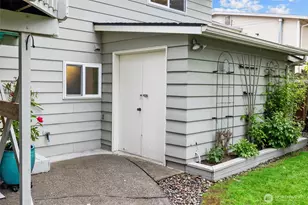 317 145th Ave NE, Bellevue, WA 98007 - Photo 31