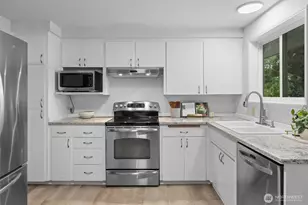 317 145th Ave NE, Bellevue, WA 98007 - Photo 7