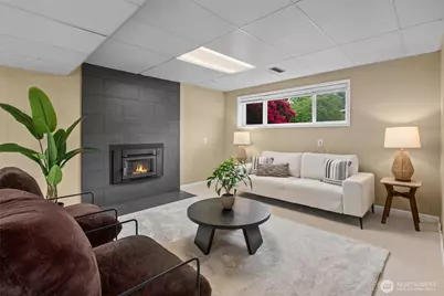 317 145th Avenue NE, Bellevue, WA 98007 - Photo 17