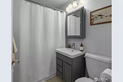 317 145th Avenue NE, Bellevue, WA 98007 - Photo 15