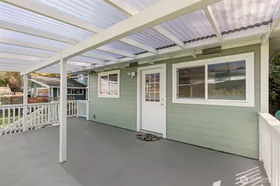 27830 Manzanita Beach Road SW, Vashon, WA 98070 - Photo 5