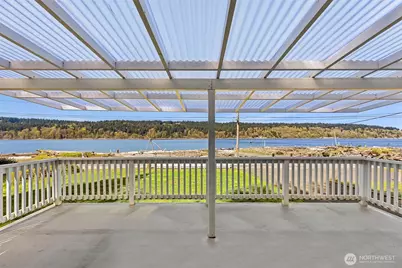 27830 Manzanita Beach Road SW, Vashon, WA 98070 - Photo 33