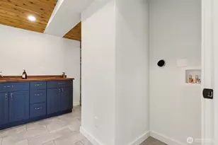 27830 Manzanita Beach Rd SW, Vashon, WA 98070 - Photo 29