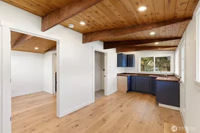 27830 Manzanita Beach Road SW, Vashon, WA 98070 - Photo 11