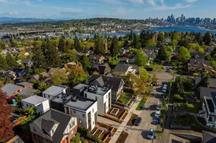 4118 Burke Ave N, Seattle, WA 98103 - Photo 21