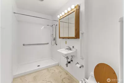 2709 N Street SE, Auburn, WA 98002 - Photo 11