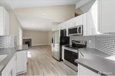6813 81st Avenue NW, Gig Harbor, WA 98335 - Photo 9