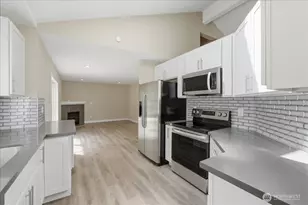 6813 81st Ave NW, Gig Harbor, WA 98335 - Photo 9