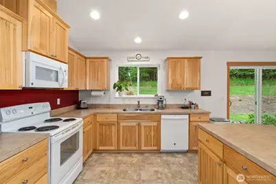236 Chilvers Road, Chehalis, WA 98532 - Photo 3