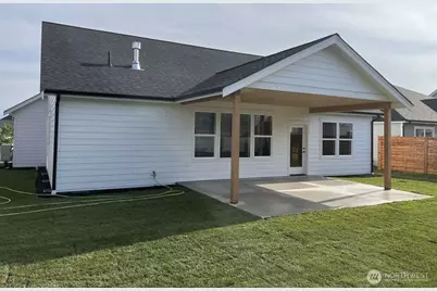 2180 Lagerwey Circle, Lynden, WA 98264 - Photo 3