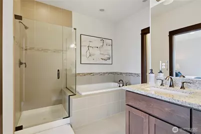 8400 169th Place NE #102, Redmond, WA 98052 - Photo 15