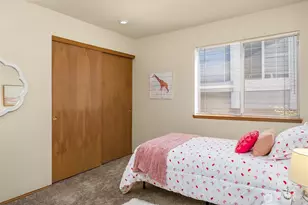 611 S 32nd St, Renton, WA 98055 - Photo 27