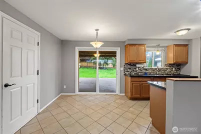 2008 Pacific Place, Mount Vernon, WA 98273 - Photo 9