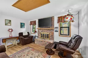 1300 Woodland Dr, Mount Vernon, WA 98274 - Photo 25