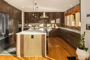 14625 SE 14th St, Bellevue, WA 98007 - Photo 17