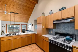 260 Harbor Vista Dr, Stuart Island, WA 98250 - Photo 19