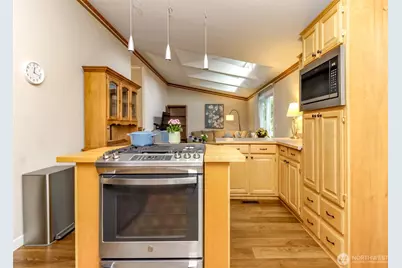 24058 222nd Avenue SE #20, Maple Valley, WA 98038 - Photo 9
