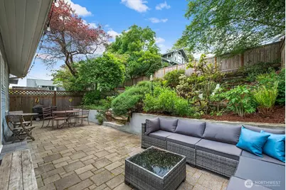 934 30th Avenue, Seattle, WA 98122 - Photo 37