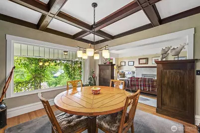 934 30th Avenue, Seattle, WA 98122 - Photo 9