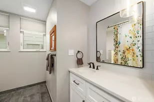 934 30th Ave, Seattle, WA 98122 - Photo 17