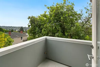221 NW 50th Street, Seattle, WA 98107 - Photo 15