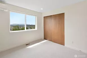 221 NW 50th St, Seattle, WA 98107 - Photo 23