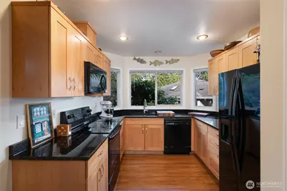 2108 Creekside Circle, Anacortes, WA 98221 - Photo 9