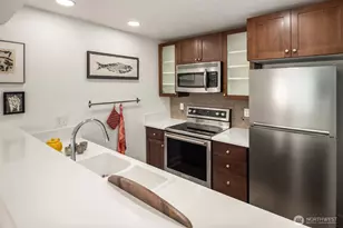 300 N 130th St, Seattle, WA 98133 - Photo 15