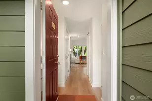 300 N 130th St, Seattle, WA 98133 - Photo 3