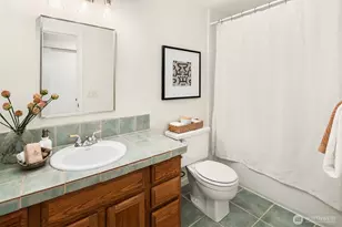 11831 SE 87th St, Newcastle, WA 98056 - Photo 19