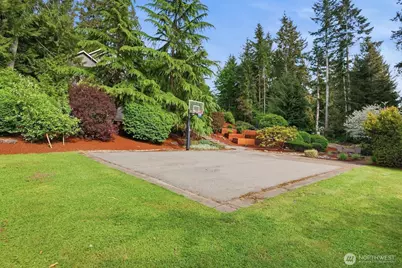 11720 201st Place NE, Redmond, WA 98053 - Photo 39
