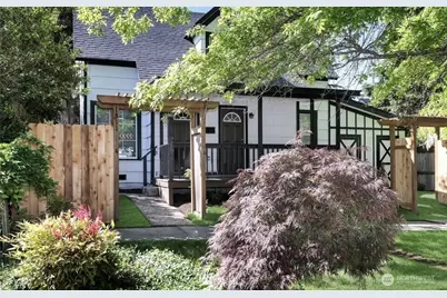 1511 N 10th Street #A, Tacoma, WA 98403 - Photo 1