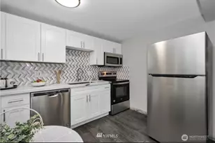 1511 N 10th St, Tacoma, WA 98403 - Photo 9