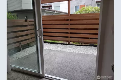 10501 8th Avenue NE #115, Seattle, WA 98125 - Photo 11