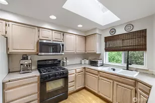 5219 64th Ave NE, Marysville, WA 98270 - Photo 7