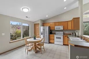 16514 NE 67th St, Vancouver, WA 98382 - Photo 9