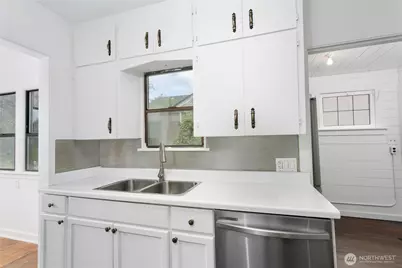 5005 Yakima Avenue, Tacoma, WA 98408 - Photo 13