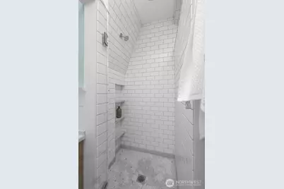 610 16th Avenue E, Seattle, WA 98112 - Photo 29